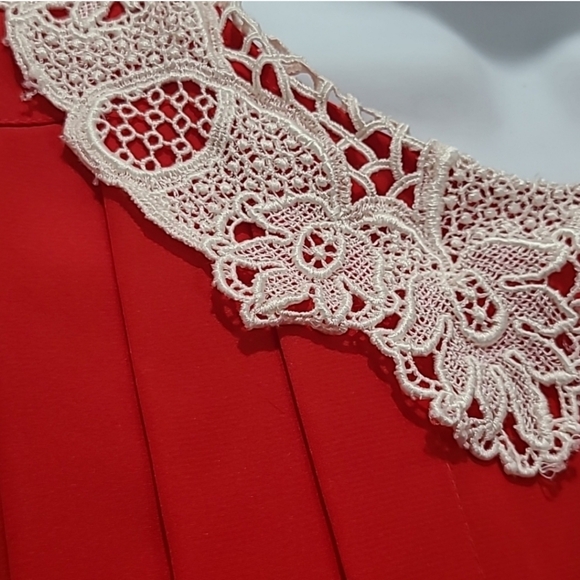 Pedder Street Vintage 80s Lace Collar Pleated Red Button Down Blouse - Picture 6 of 10